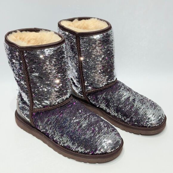Ugg Australia Sequin Silver Purple Sparkle Winter Boot Women Size 7 Minimal Wear - Picture 2 of 11